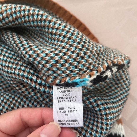 Savanna Jane Tribal Aztec Print Sweater Size 2X - Picture 4 of 6